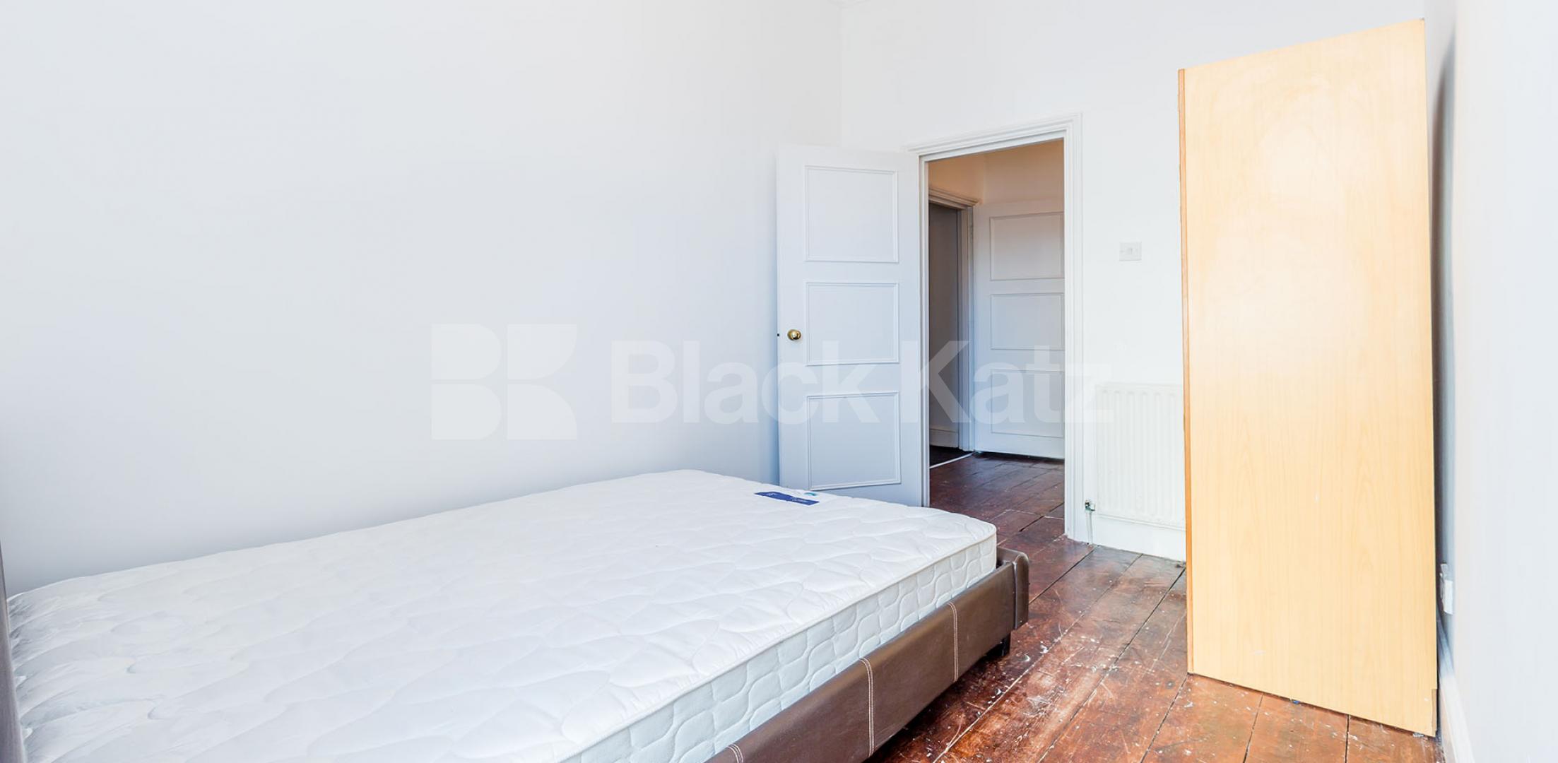 			NEW INSTRUCTION / LARGE FLAT!!!, 1 Bedroom, 1 bath, 1 reception Flat			 Fernhead road, QUEENS PARK-MAIDA VALE